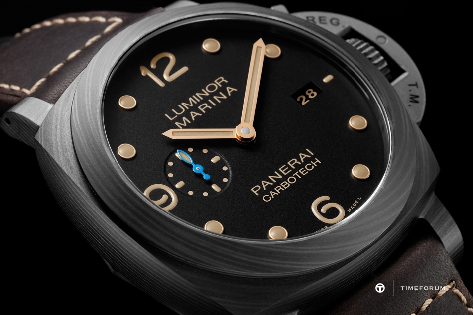 Panerai-Luminor-Marina-1950-Carbotech-PAM661-2.jpg