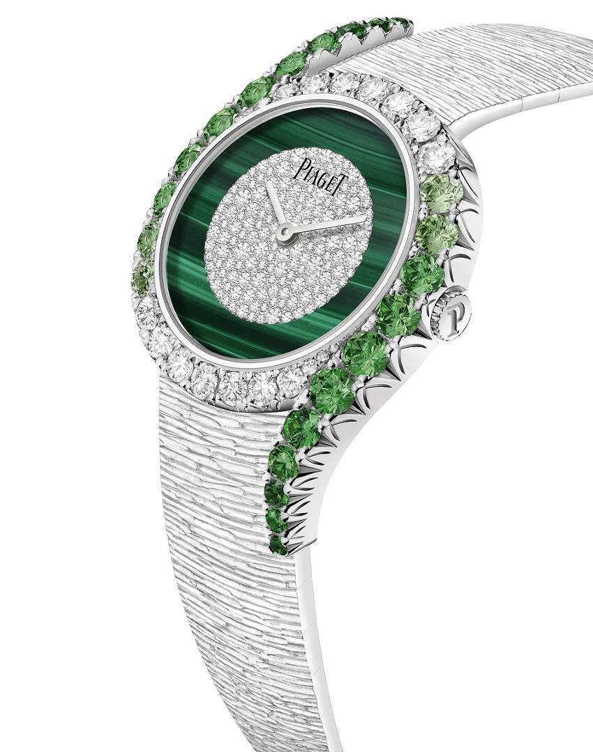 Piaget_Limelight Gala_Tsavorite_G0A47188_Side.jpg