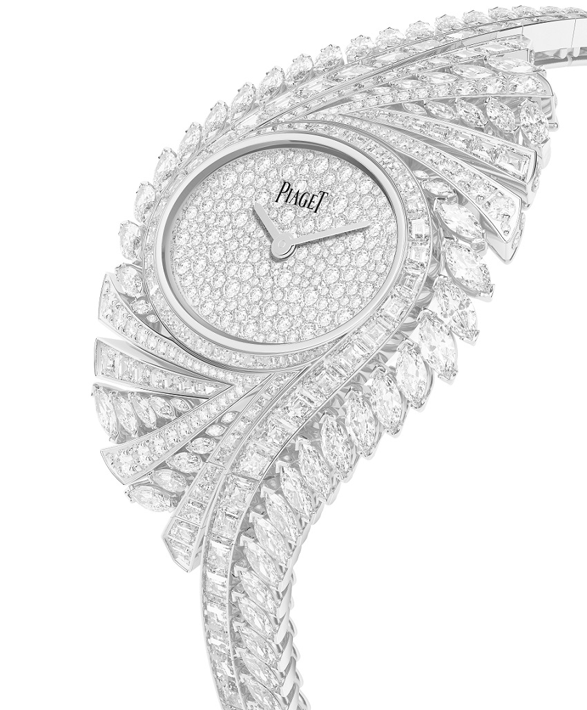 Piaget_Limelight Gala_High Jewellery_G0A45170_Side.jpg