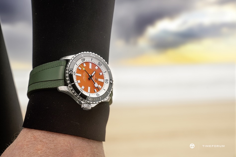 37_Breitling Superocean 42 Kelly Slater Limited Edition_Ref. A173751A1O1S1_RGB.jpg