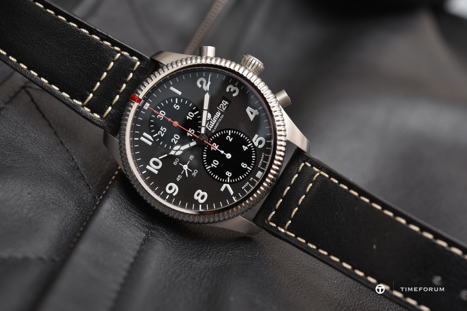 Tutima-Grand-Flieger-Classic-Chronograph-9.jpg