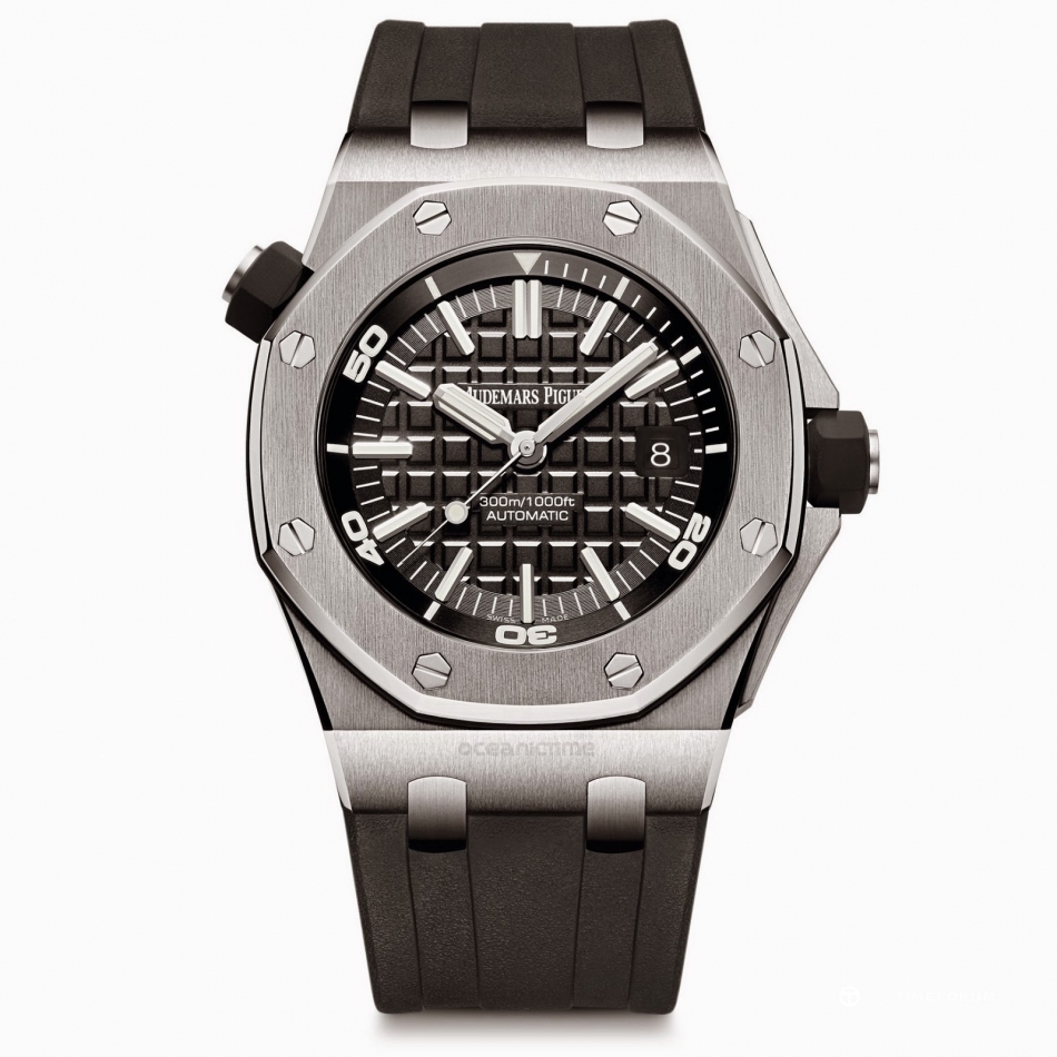 AUDEMARS PIGUET Royal Oak Offshore DIVER Ref. 15710 01 .jpg