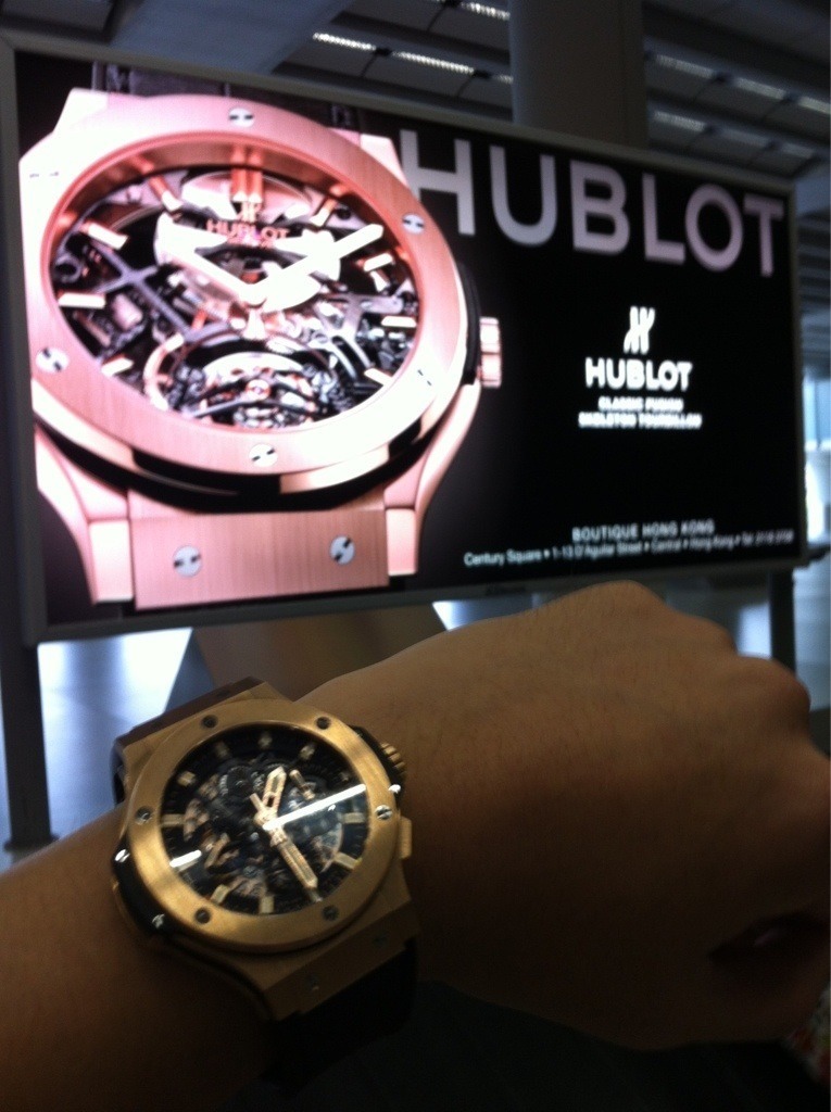 DFFBF046-4E0E-4EED-995E-57CFE56ECBC9.jpg : Hublot Aerobang Gold