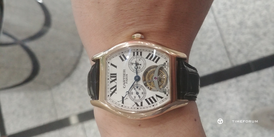 20180717_145045.jpg : 돼지목에 진주목걸이 cartier tourbillion 인사드립니다