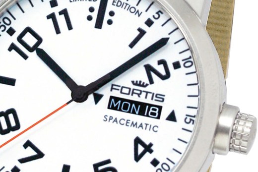 fortis-spacematic-day-date-automatic-6.jpg