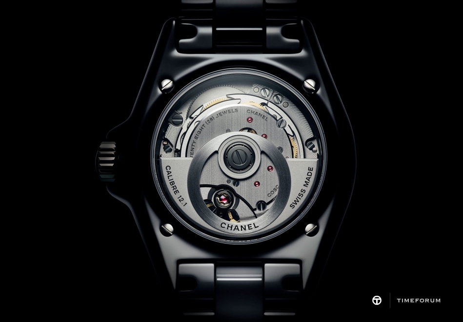 Chanel-J12-calibre-12_1-Kenissi-2.jpg