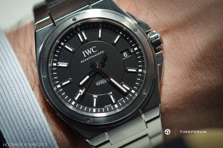 IWCIngenieur40mmAutomatic-4.jpg