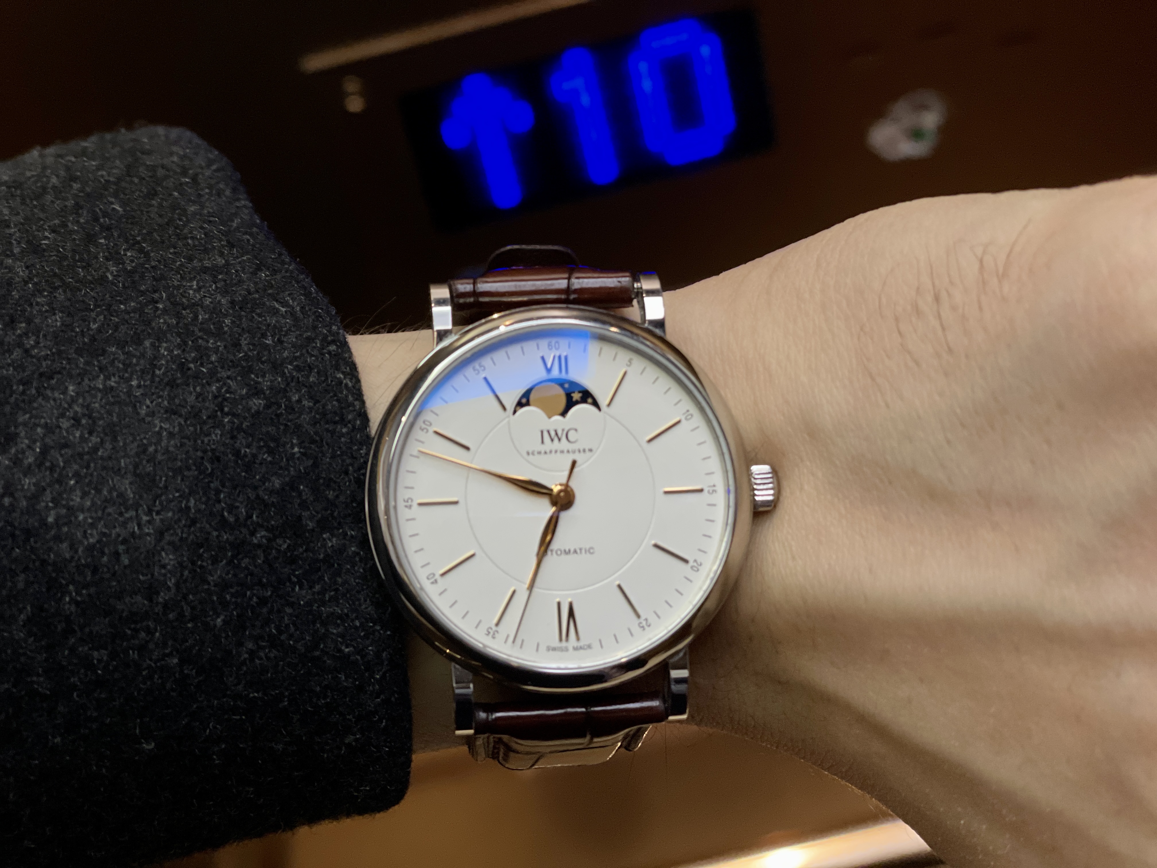 D18CDA08-AD97-4550-8FC7-00D53C2AD098.jpeg : [스킨데이] portufino moonphase