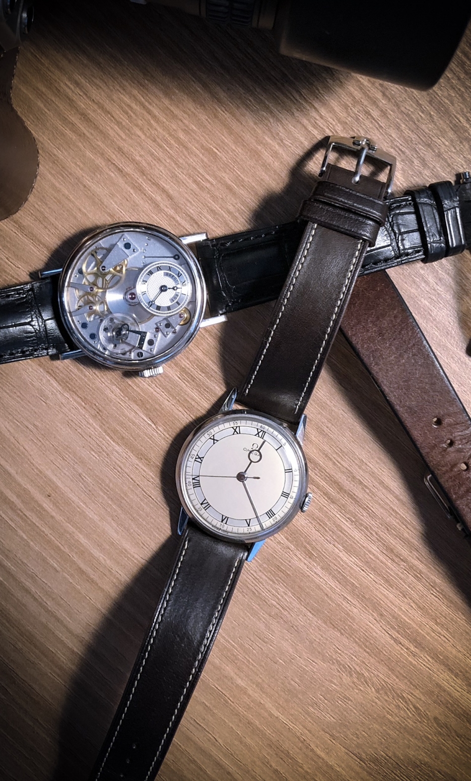 24EC9C6C-A747-401C-A839-AD870F680F40.jpeg : 빈티지의 계절 Omega Artdeco from 1940’s