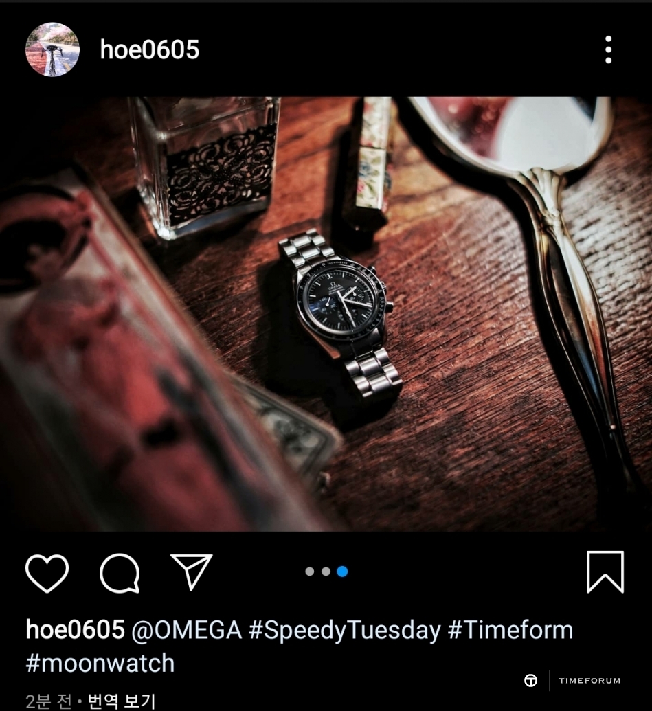 Screenshot_20200519-033155_Instagram.jpg : @OMEGA #SpeedyTuesday 자다깨서 올립니다.