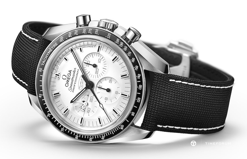 Omega-Speedmaster-Silver-Snoopy-Award-LE-1.jpg