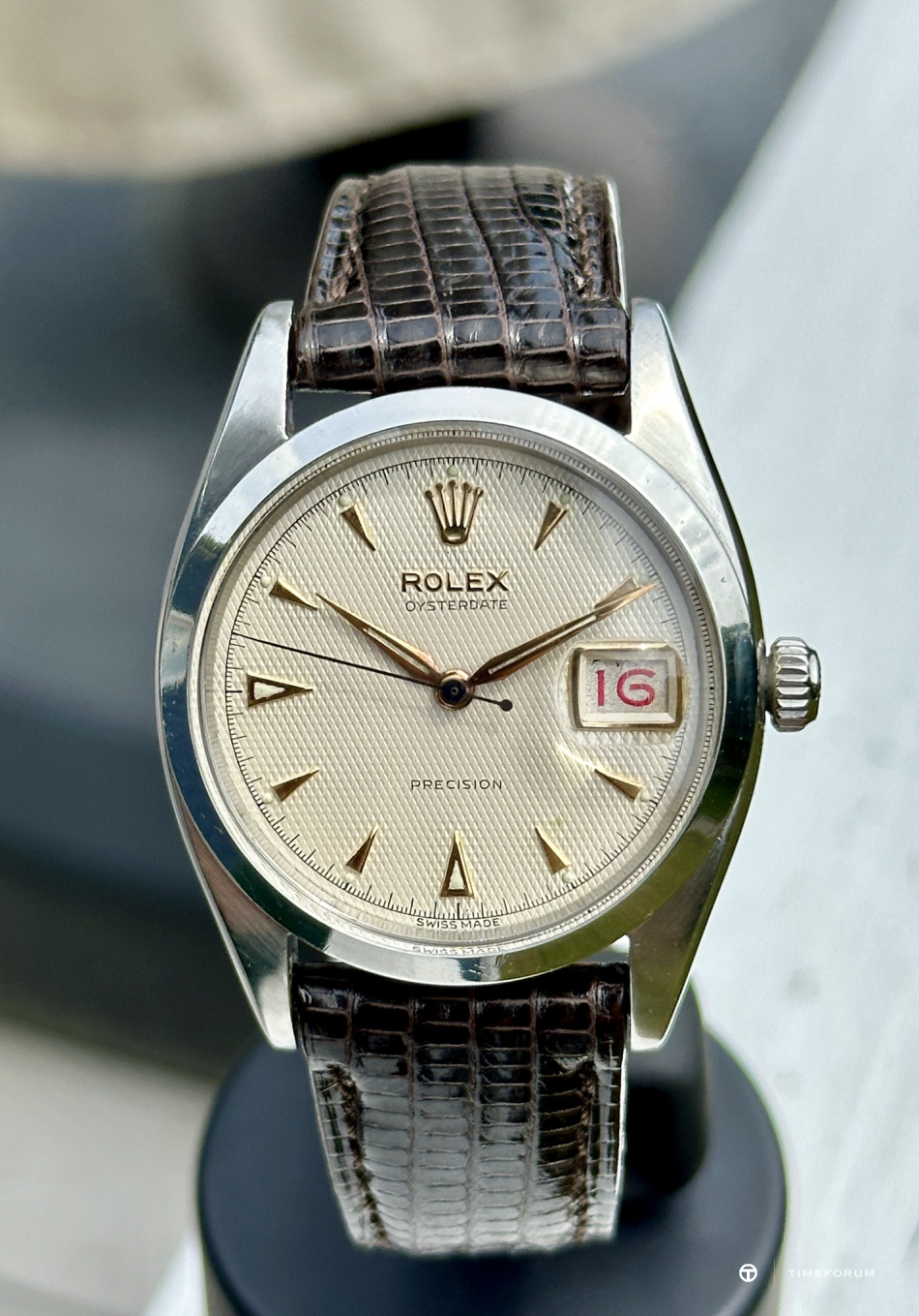 wts-vintage-1954-rolex-waffle-dial-oysterdate-precision-cal-v0-6z6865axiecd1.jpg