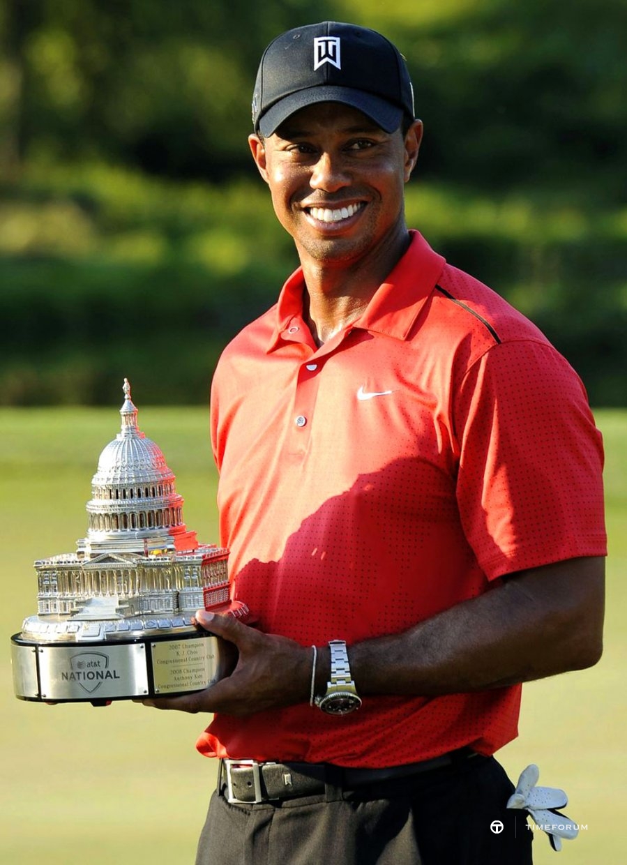 Tiger-Woods-Rolex-DEEPSEA-with-ATT-National-Trophy-.jpg