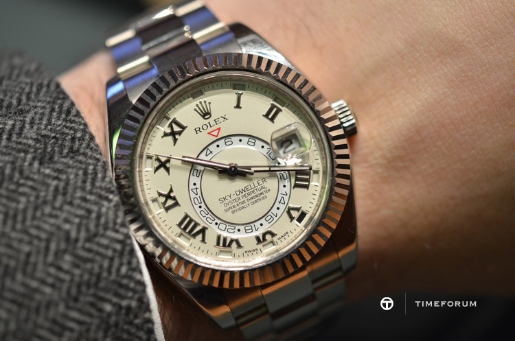 RolexSkyDwellerLive06.jpg