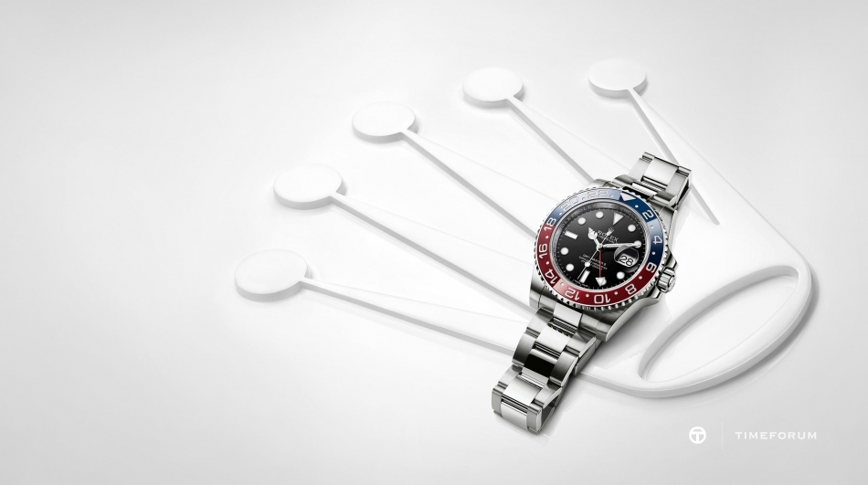 gmt-master_ii_m116719blro_0001_0001_3360x1880.jpg