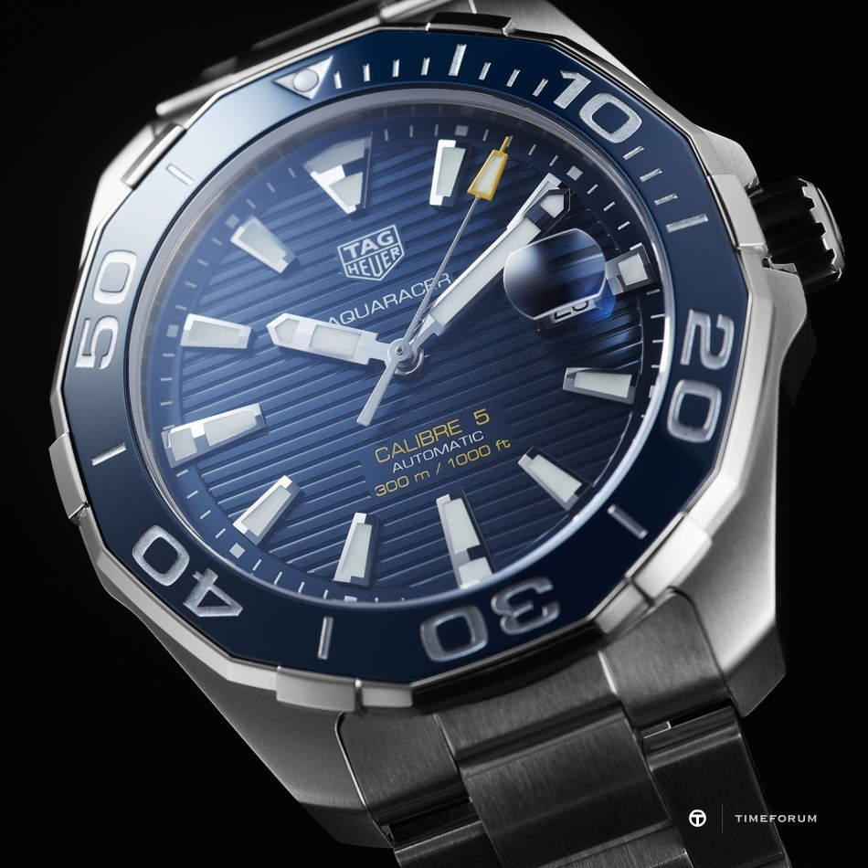 AQUARACER_WAY201B_BA0927_WATCH_1.jpg