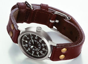 pilot-strap-300.jpg