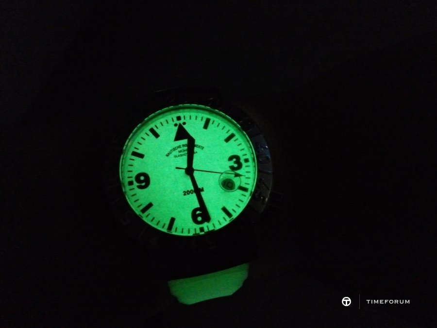 CAM01721.jpg : [모바일] Muhle Glashutte Nautic Timer on 야광 러버 밴드 ~(^-^)v