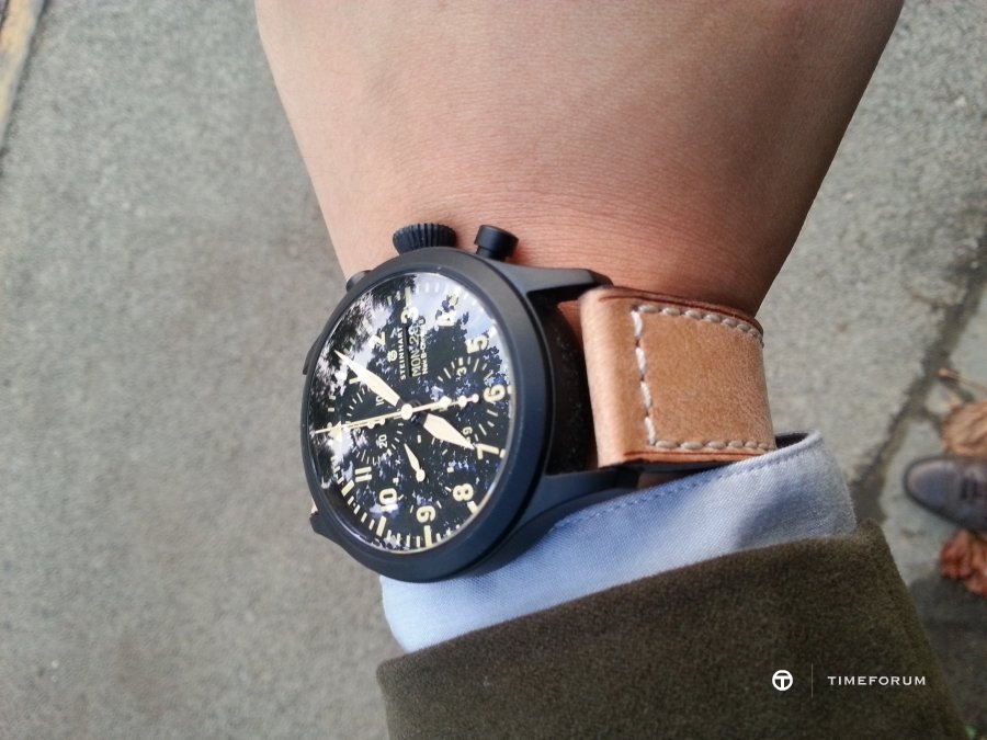 20121029_070617.jpg : Nav B Chrono II with 재치