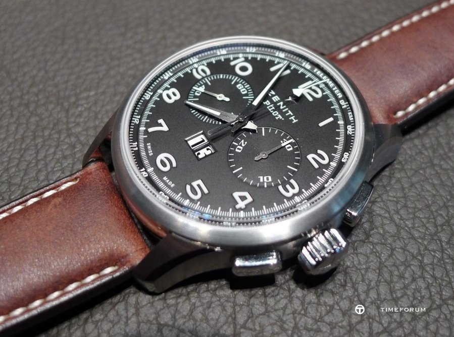 Zenith-Pilot-Big-Date.jpg