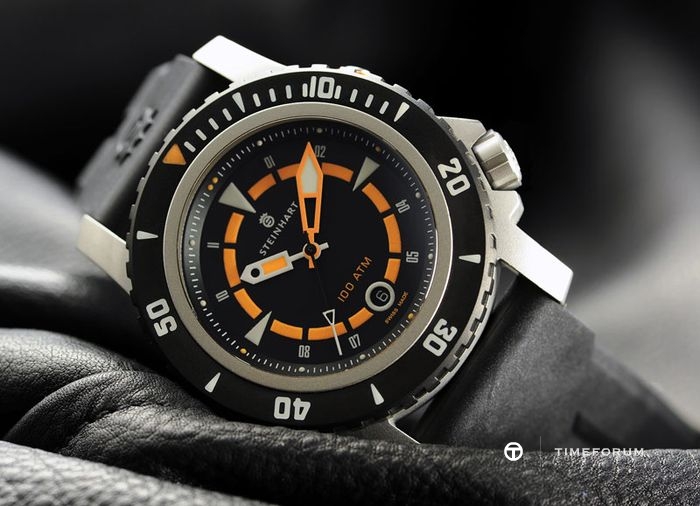 Steinhart-Triton-100-ATM-black.jpg