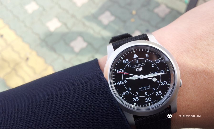 712803cb9cea726ae769fbfb753748c3.jpg : [SEIKO5 Type-B] ★ (모바일) 달리는 버스 안에서 ★