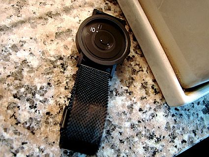 reveal-black-wrist-watch-1_48.jpg