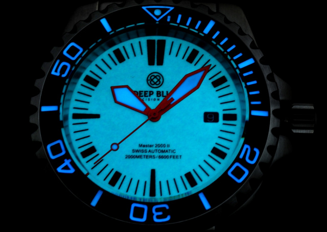 Master_2000_11_Lume_shot.jpg