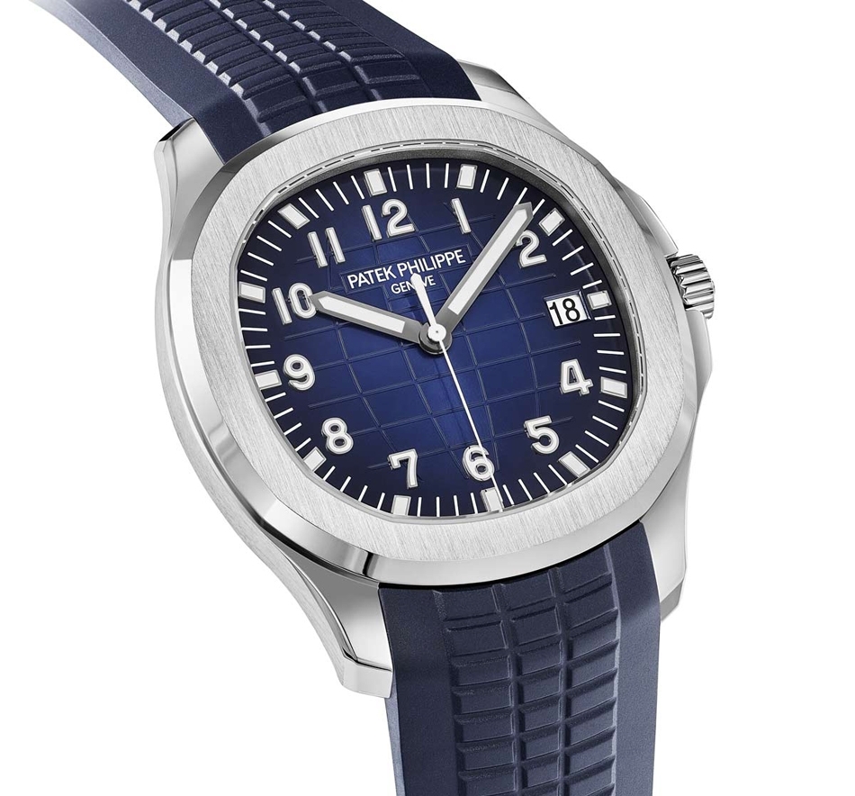 Patek-Philippe-Aquanaut-5168G_001_06.jpg