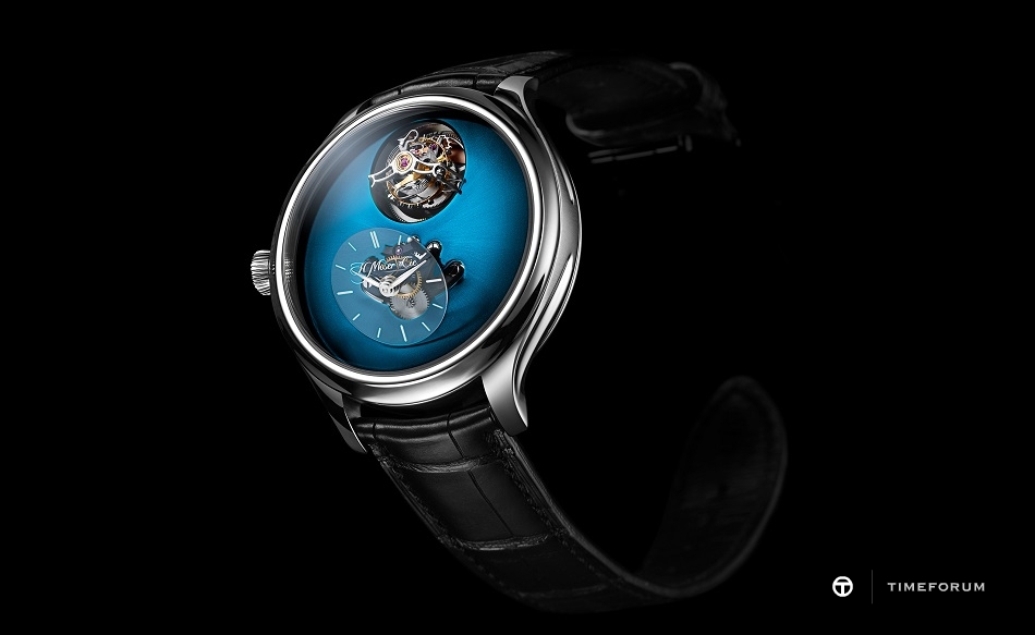 Endeavour Cylindrical Tourbillon H. Moser X MB&F_1810-1200_PR_01_Black Background.jpg