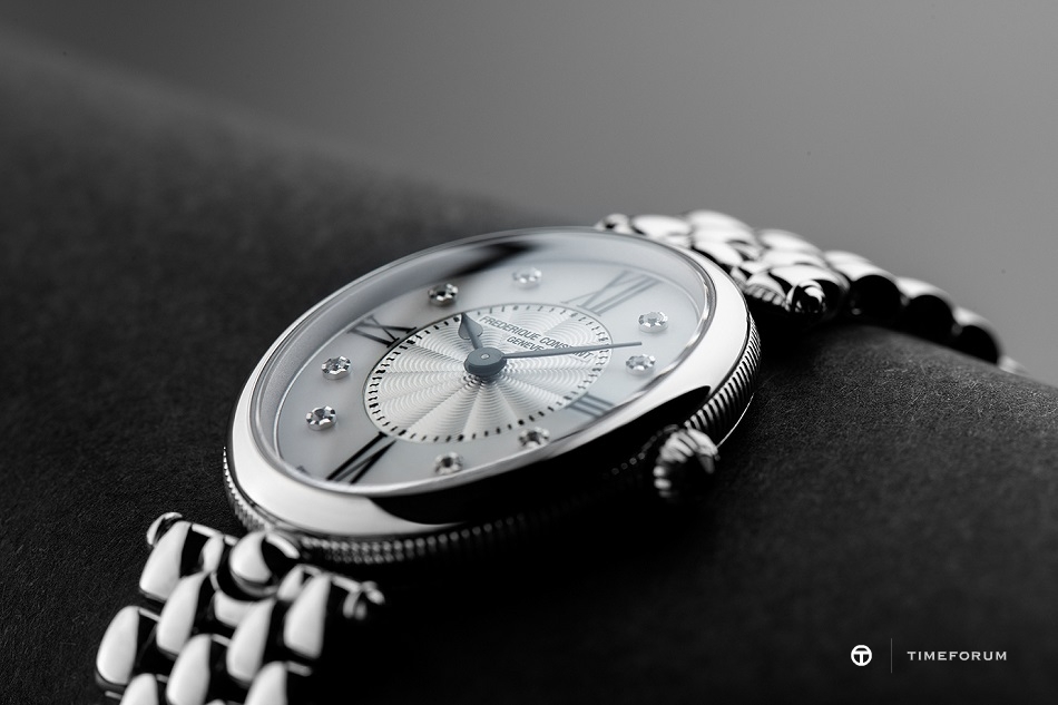 Frederique_Constant_FC-200RMPW2V6B_Details_1.jpg