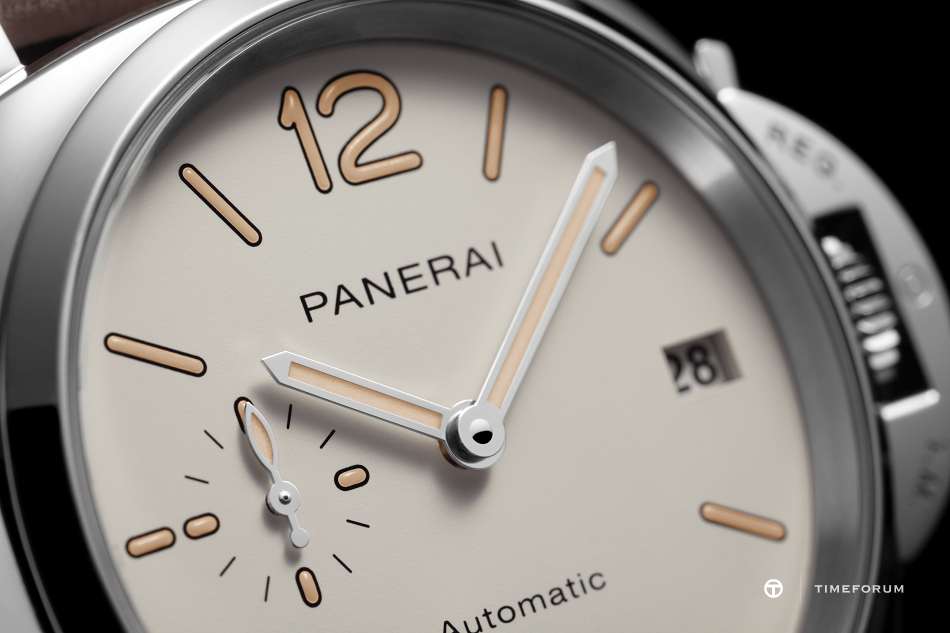 PANERAI_PAM01043_Detail (3).png