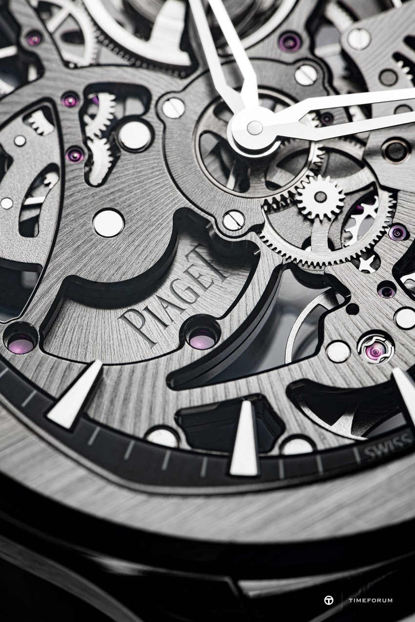 Piaget_Polo Skeleton grey_savoir-faire 2.jpg