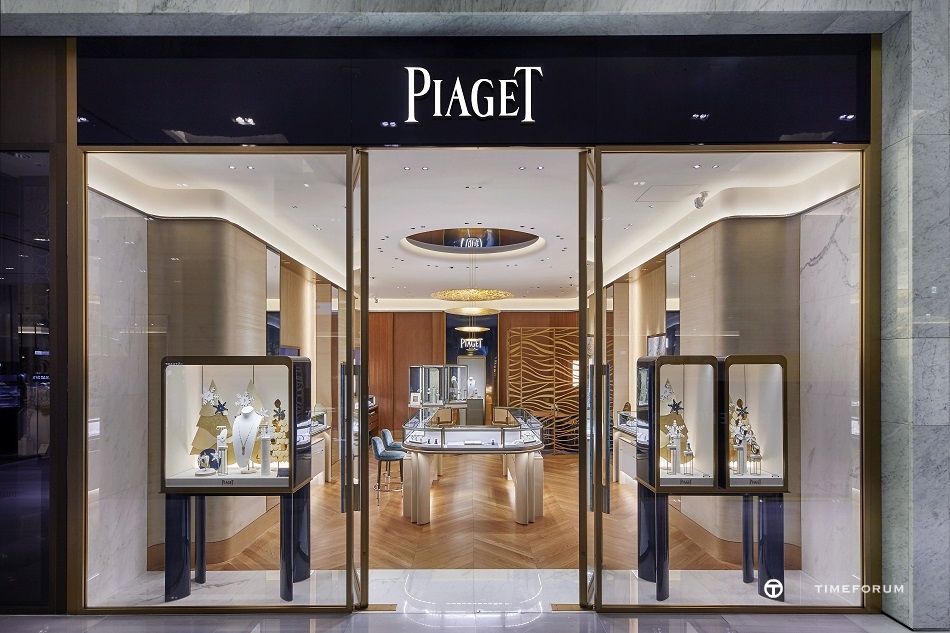 [보도자료] 피아제(PIAGET), 현대백화점 판교점 1층에 금빛 찬란한 트리 전시♥ (4).jpg