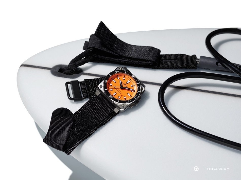 K10-27-BR03-diver-orange-INSTA-K10-2509.jpeg-1600px.JPG