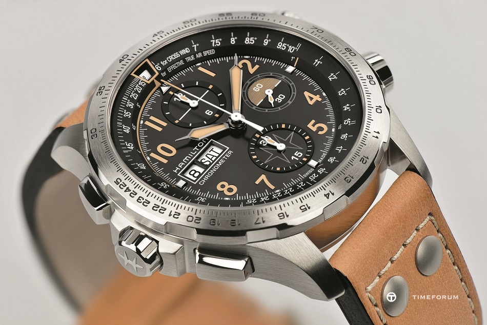 H77796535_Khaki X-Wind Auto Chrono Si Limited Edition_Detail HR.jpg