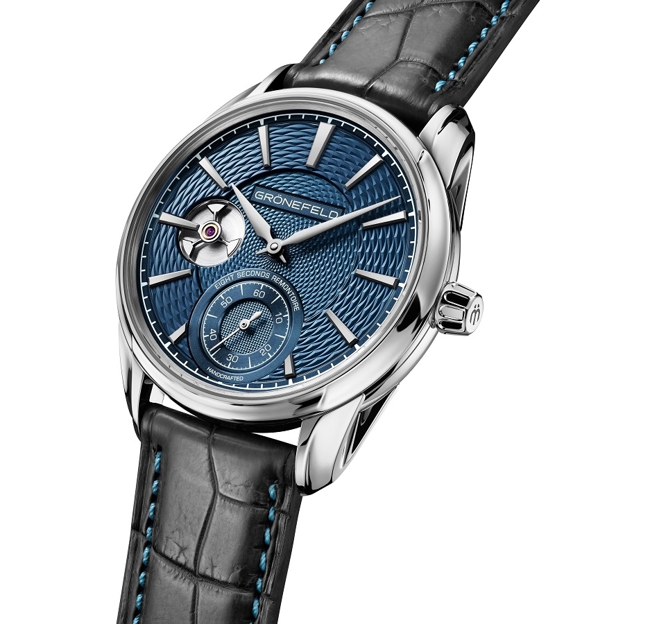 1941_Remontoire_Guilloche_Blue_Soldier_Front_HR.jpg