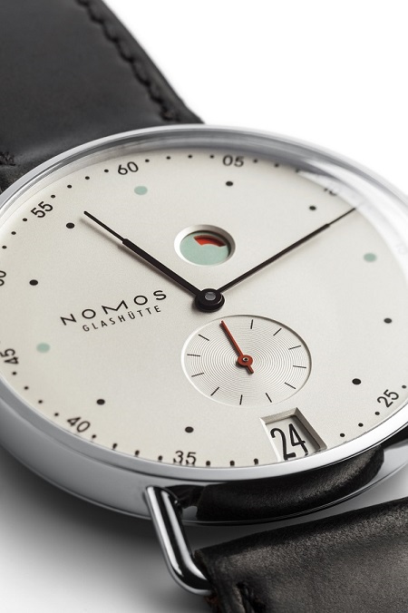 NOMOS_Metro_04.jpg