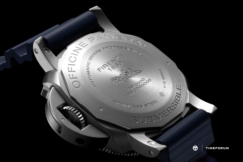 PANERAI_SUBMERSIBLE_42MM_PAM00959_5.jpg