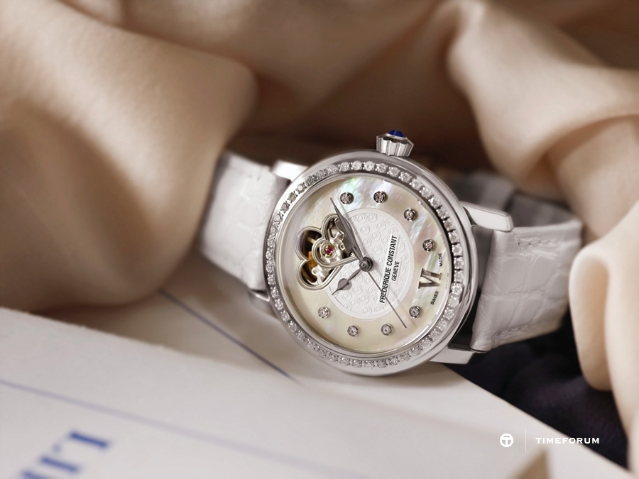 Frederique_Constant-FC-310WHF2PD6_World_Heart_Federation.jpg