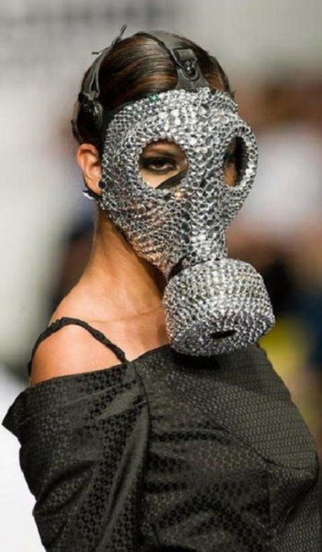 Fashion-Gas-Masks-by-Mexican-Designer-Gianfranco-Reni-460x788.jpg