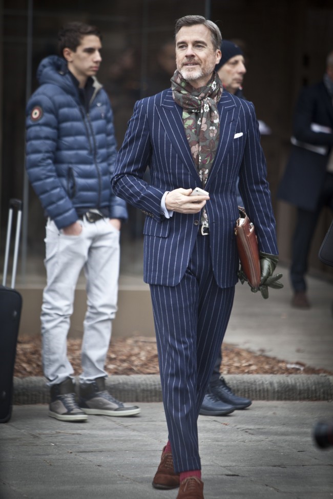 pinstripe-suit-flowered-scarf-lookbook-streetstyle-650x974.jpg