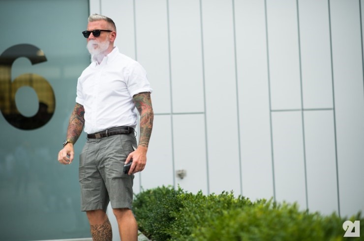 Nick-Wooster-in-NYC-shorts-smoking-menswear-900x598.jpg