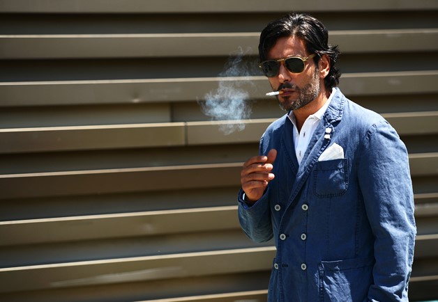 Tommy-Ton-Street-Styl-Pitti-Uomo-double-breasted-smoking.jpg