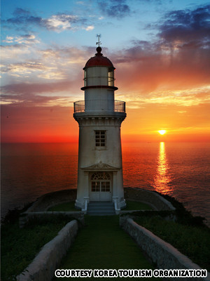 eocheongdolighthouse.jpg