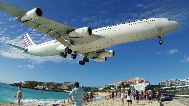 009TWC_mahobeach_650x366.jpg