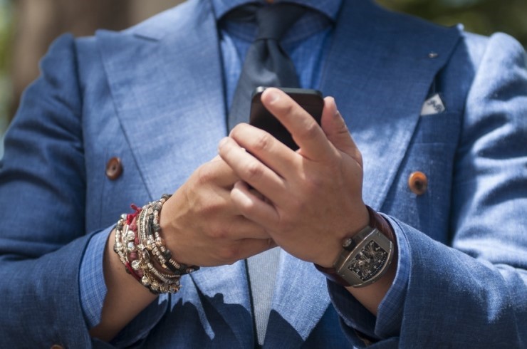 details-bracelets-accessories-watch-menswear-900x597.jpg