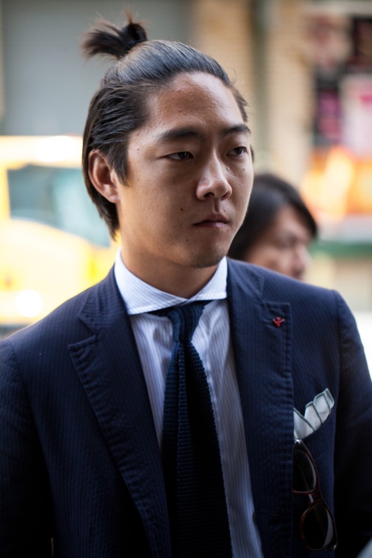 Jake-Metzger-cutaway-collar-knot-hair-asian-isaia-jacket-knit-tie-900x1350.jpg