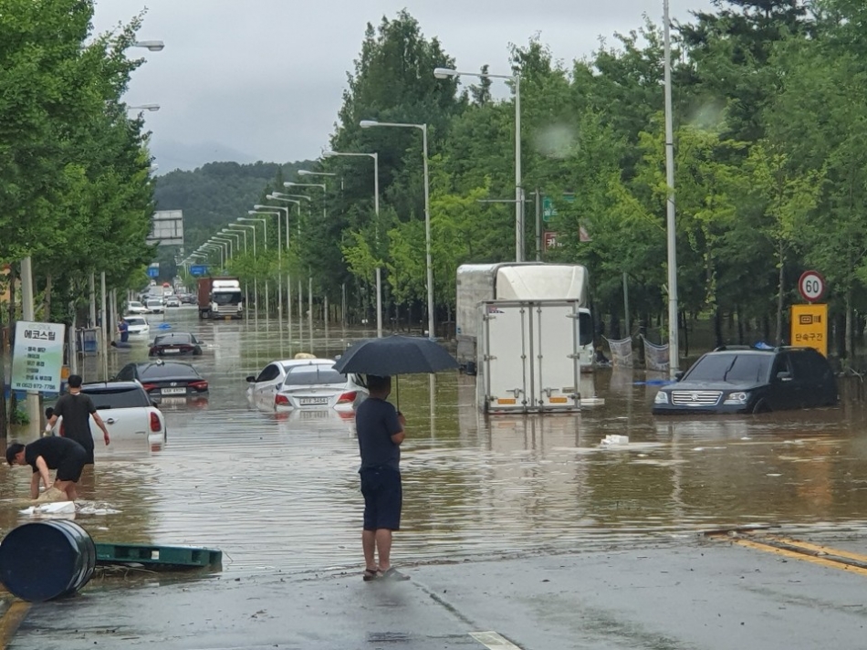 1596868186836.jpg : 오늘 오전 저희 집 근처 입니다.