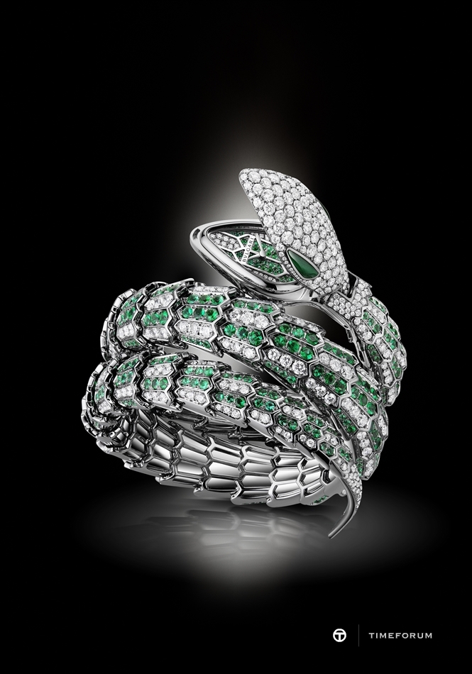 Serpenti_HJ_diamons_emeralds-034.jpg